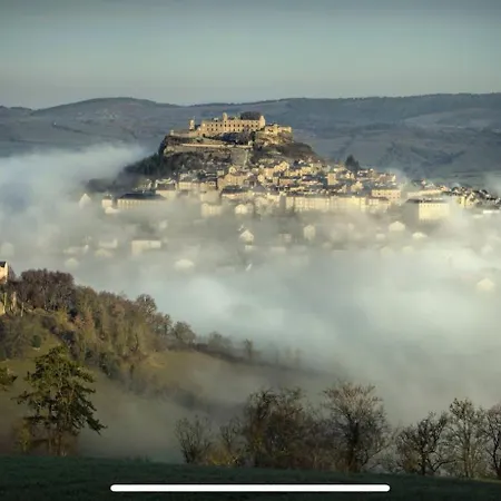 Szálloda De La Gare *