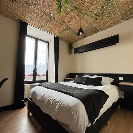 Szálloda De La Gare *