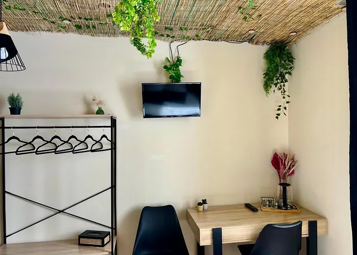 De La Gare * Sévérac-le-Château